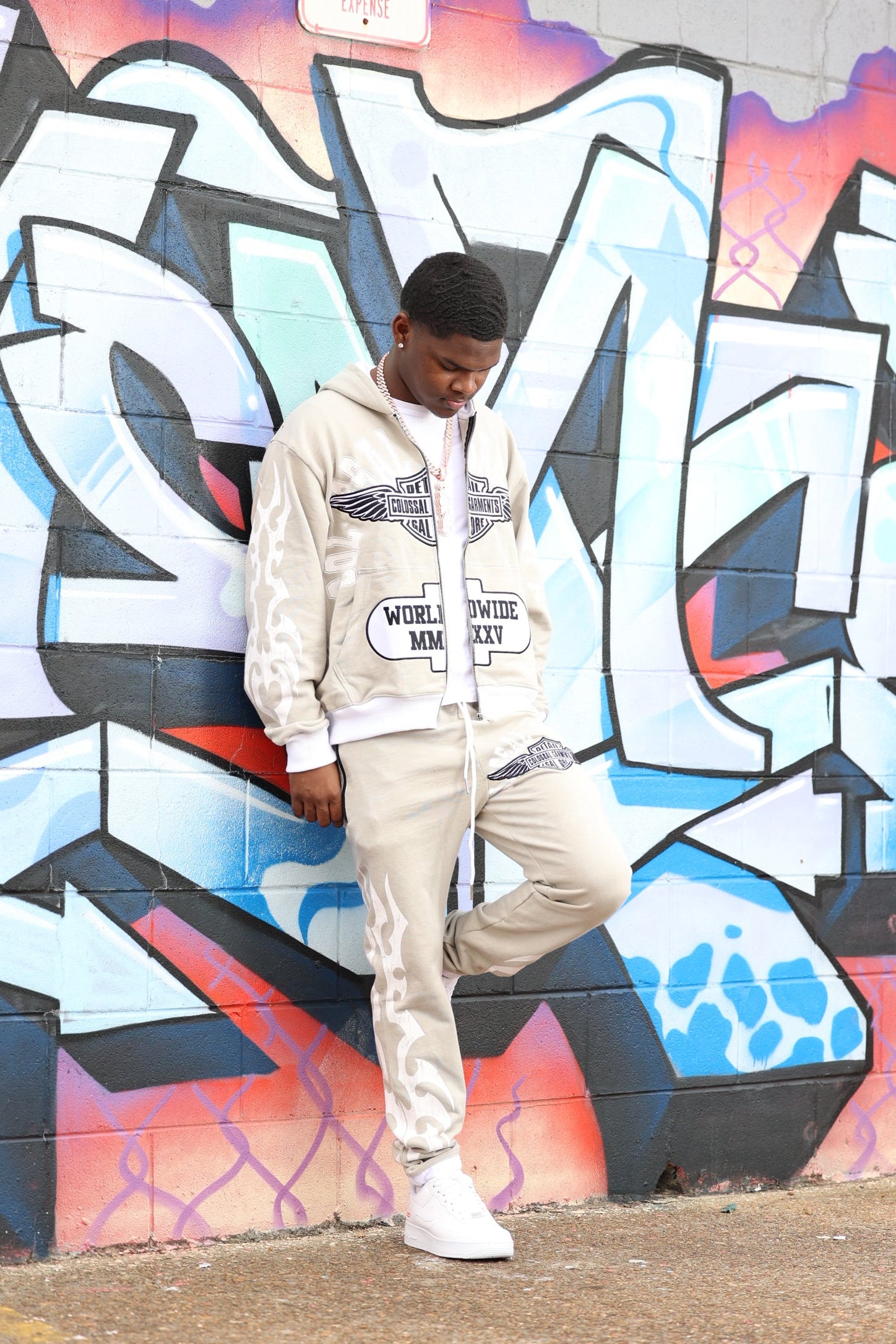 Grey Colossal Winter Set