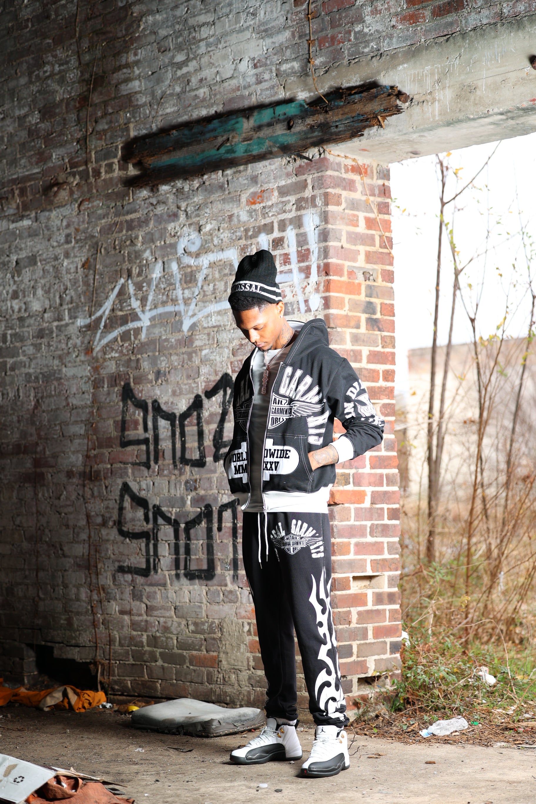 Black Colossal Winter Set